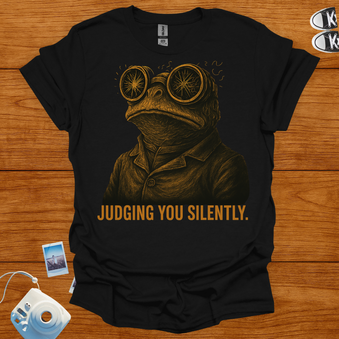 Judging You Silently Frog Graphics T-shirt